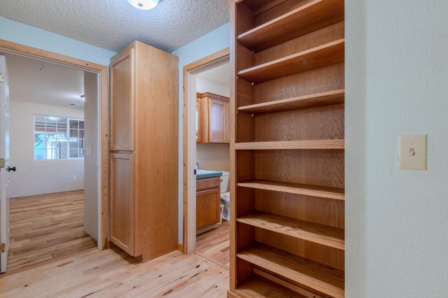 2717 Elliott Avenue, Medford, OR 97501