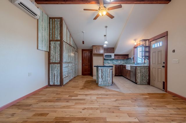 2717 Elliott Avenue, Medford, OR 97501