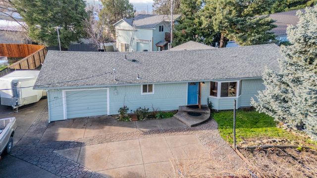 2717 Elliott Avenue, Medford, OR 97501
