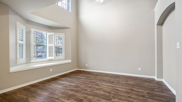 3213 Carlisle Street, Bedford, TX 76021