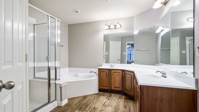 3213 Carlisle Street, Bedford, TX 76021