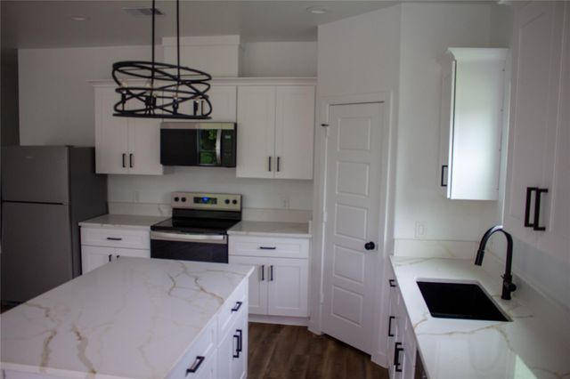 106 Runnels Street A, Willis, TX 77378