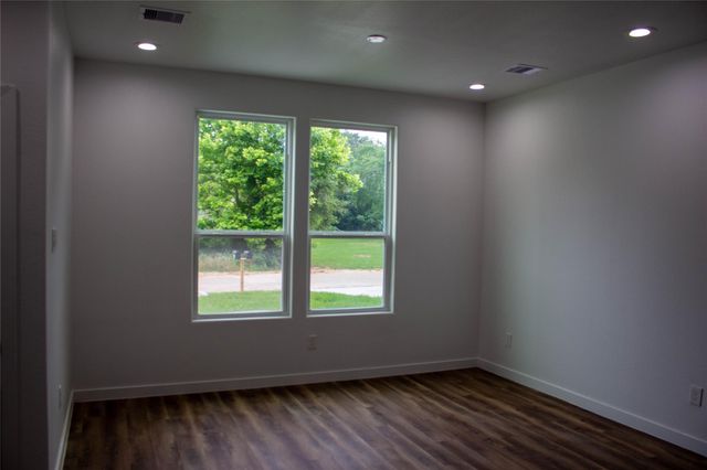 106 Runnels Street A, Willis, TX 77378