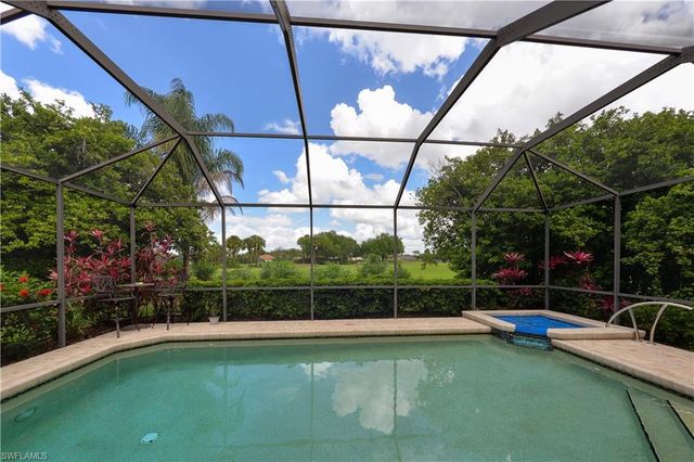 10551 Curry Palm LN, Fort Myers, FL 33966