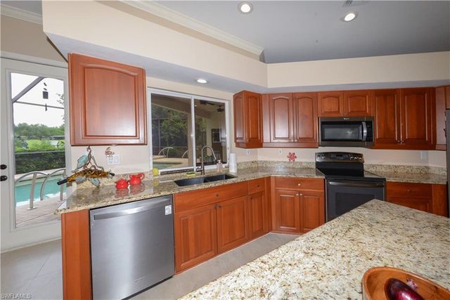 10551 Curry Palm LN, Fort Myers, FL 33966