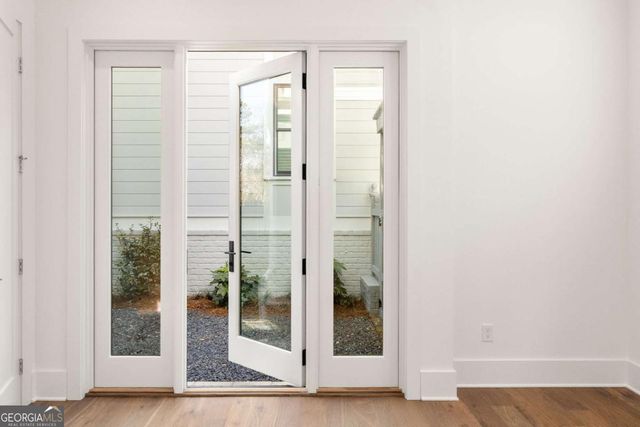 11863 Serenbe Lane, Chattahoochee Hills, GA 30268