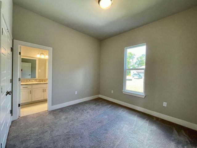 22846 Balsam Dr, Denham Springs, LA 70726