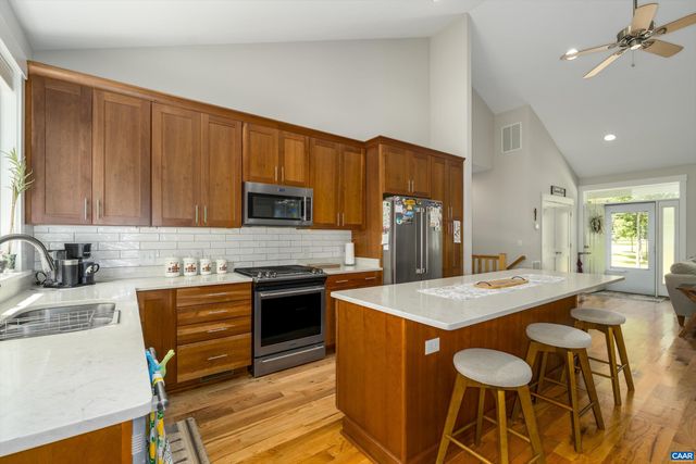 336 BEAR RUN RD, Stanardsville, VA 22973