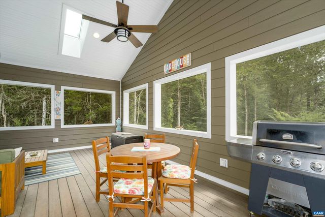 336 BEAR RUN RD, Stanardsville, VA 22973