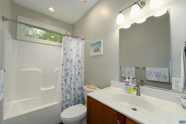 336 BEAR RUN RD, Stanardsville, VA 22973