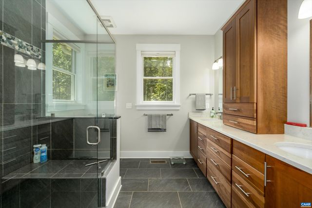 336 BEAR RUN RD, Stanardsville, VA 22973