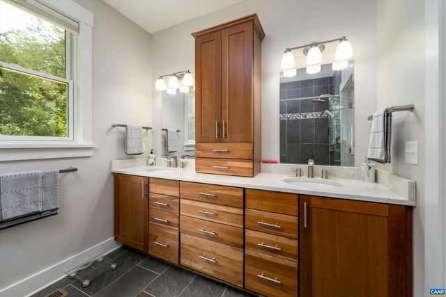 336 BEAR RUN RD, Stanardsville, VA 22973