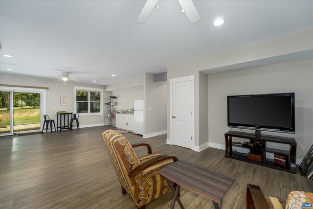 336 BEAR RUN RD, Stanardsville, VA 22973