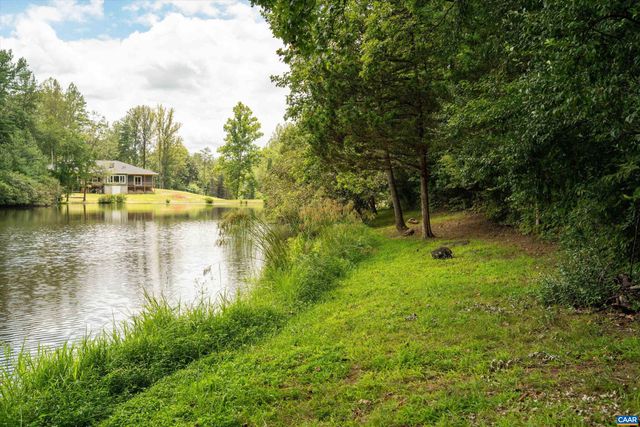 336 BEAR RUN RD, Stanardsville, VA 22973