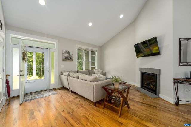 336 BEAR RUN RD, Stanardsville, VA 22973