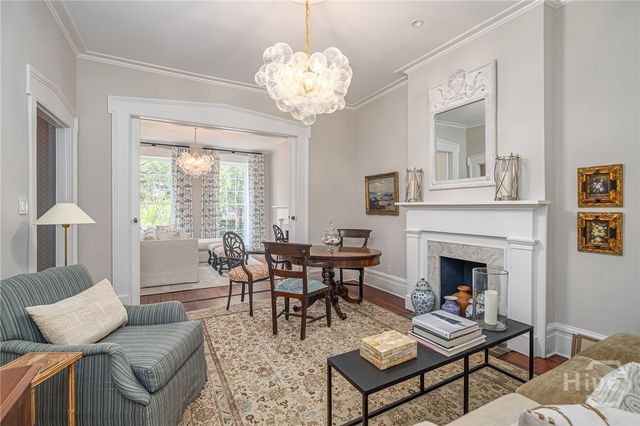 124 W Taylor Street, Savannah, GA 31401