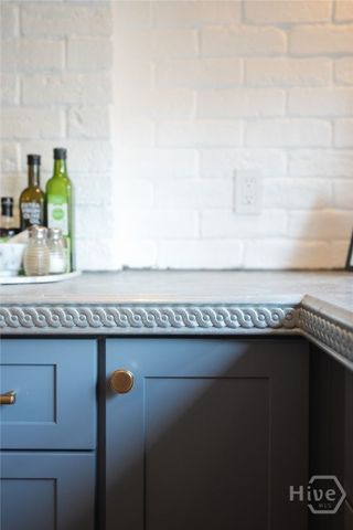 124 W Taylor Street, Savannah, GA 31401