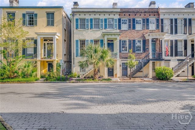 124 W Taylor Street, Savannah, GA 31401
