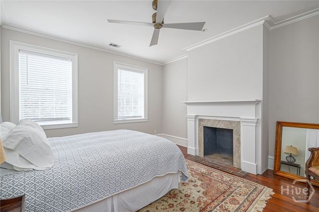 124 W Taylor Street, Savannah, GA 31401