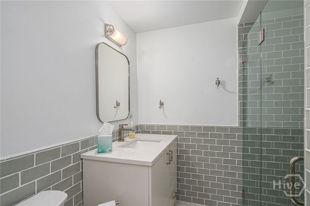 124 W Taylor Street, Savannah, GA 31401