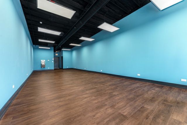 2559 N Cicero Avenue, Chicago, IL 60639
