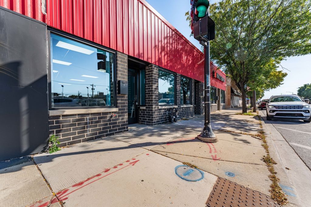 2559 N Cicero Avenue, Chicago, IL 60639 — photo 2