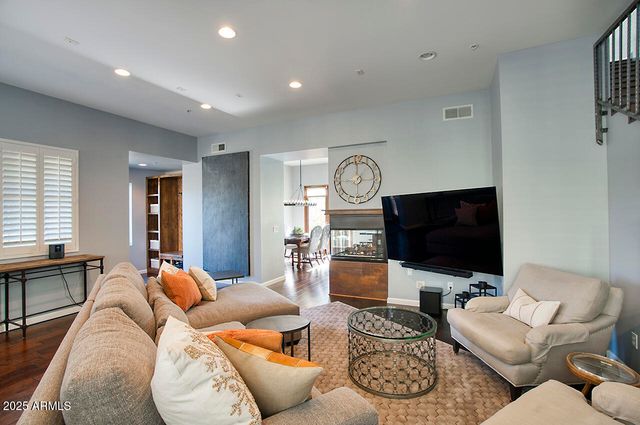 5010 N 34TH Street 3, Phoenix, AZ 85018