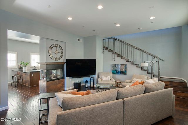 5010 N 34TH Street 3, Phoenix, AZ 85018