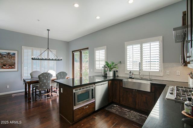 5010 N 34TH Street 3, Phoenix, AZ 85018