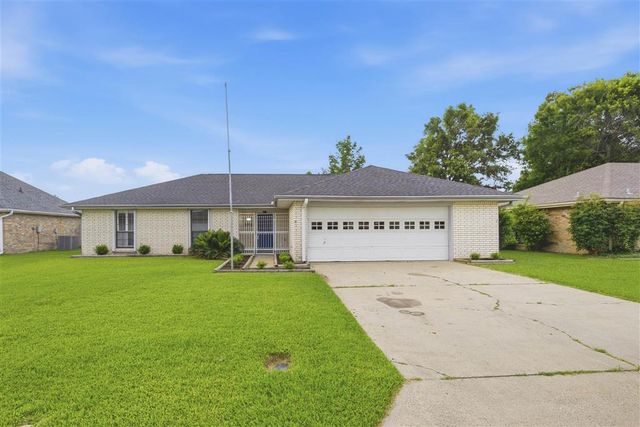 3921 Marie Court, Lake Charles, LA 70607