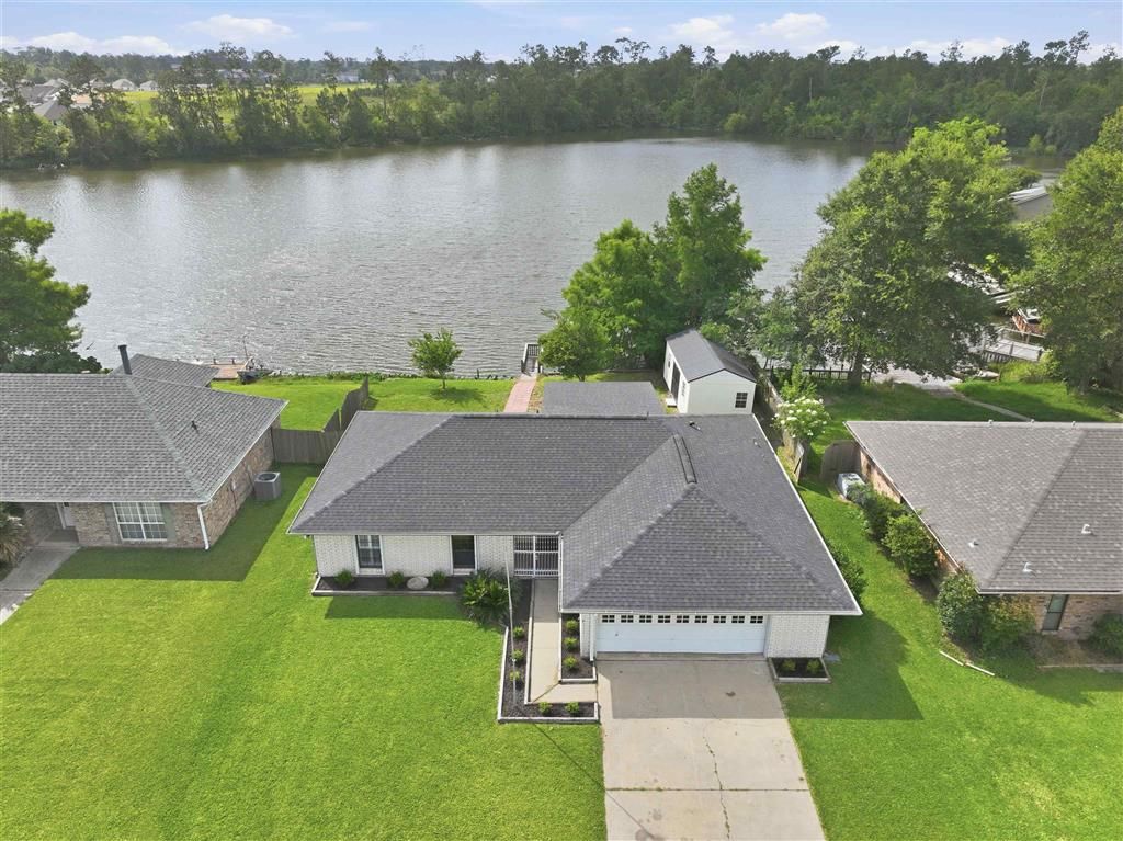 3921 Marie Court, Lake Charles, LA 70607