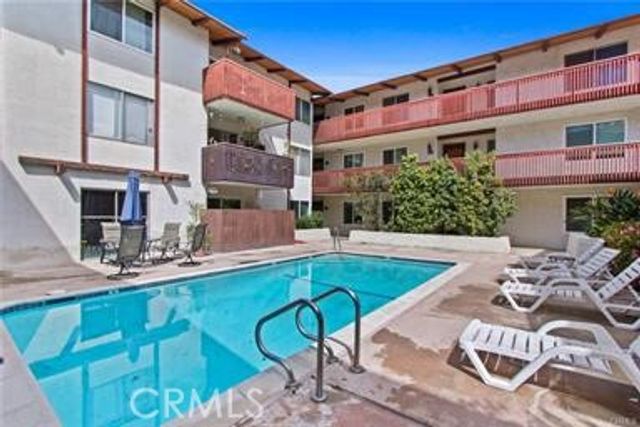 5650 Sumner, Culver City, CA 90230