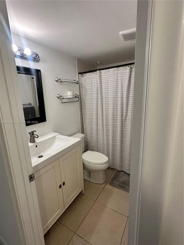 13250 SW 7th Court 114L, Pembroke Pines, FL 33027