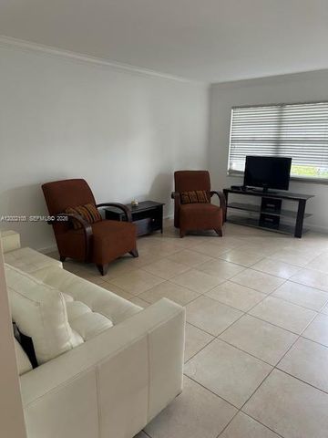 13250 SW 7th Court 114L, Pembroke Pines, FL 33027