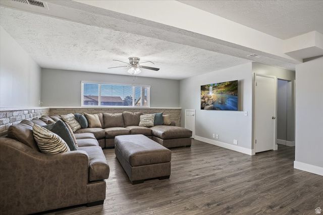 2946 N 1350 E, North Ogden, UT 84414