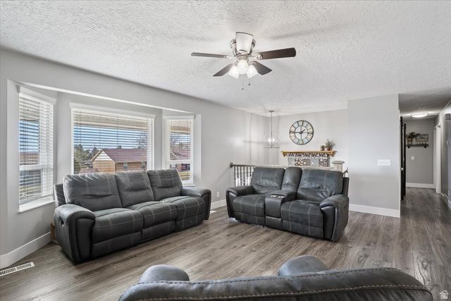 2946 N 1350 E, North Ogden, UT 84414