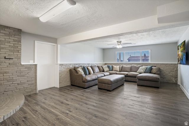 2946 N 1350 E, North Ogden, UT 84414