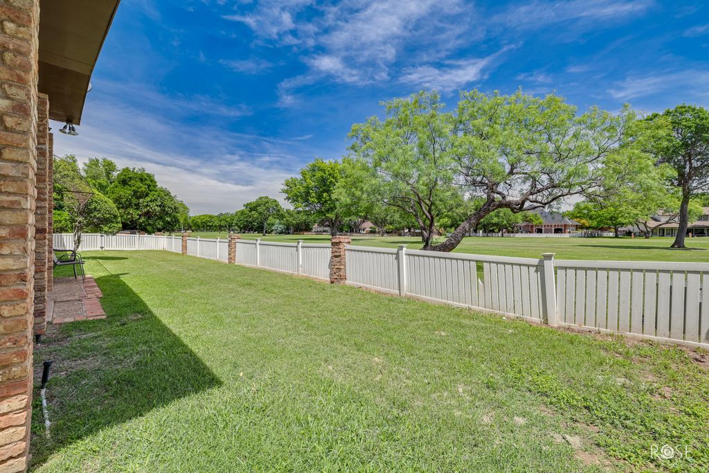Image 48 of property listing at 5402 Beverly Drive, San Angelo, TX 76904