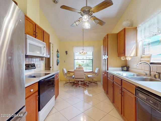 686 Middlebury Loop, New Smyrna Beach, FL 32168