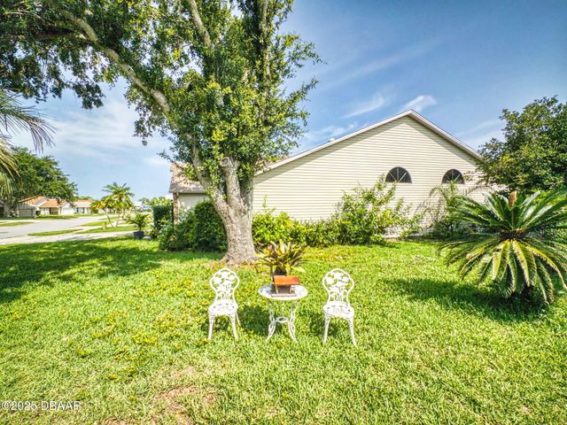 686 Middlebury Loop, New Smyrna Beach, FL 32168