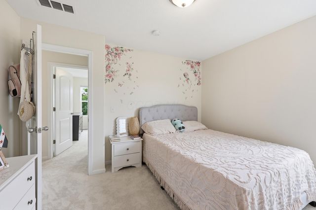 5812 Trail Creek Drive, Dublin, OH 43016