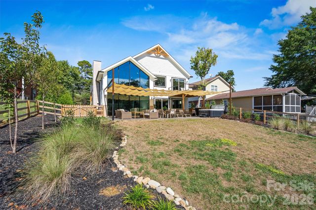 7834 Green Cove Court, Denver, NC 28037