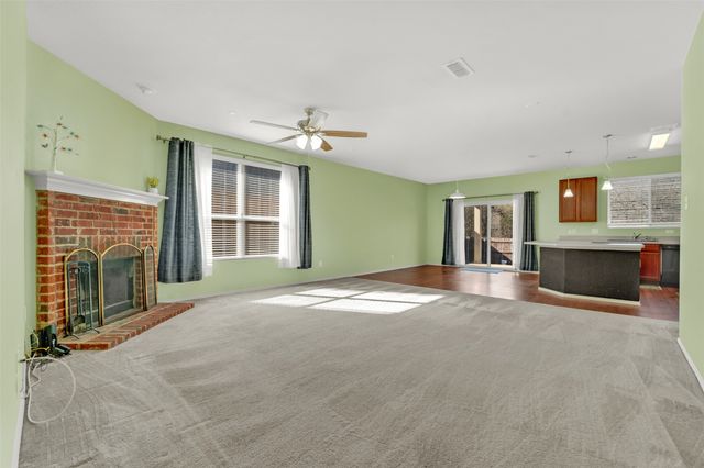 921 Penny Royal Court, Arlington, TX 76002