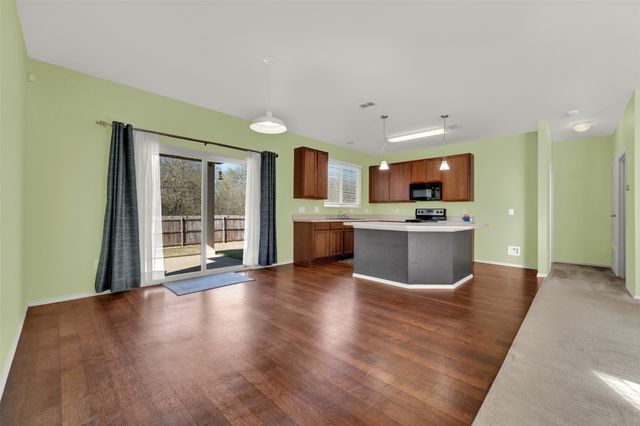 921 Penny Royal Court, Arlington, TX 76002