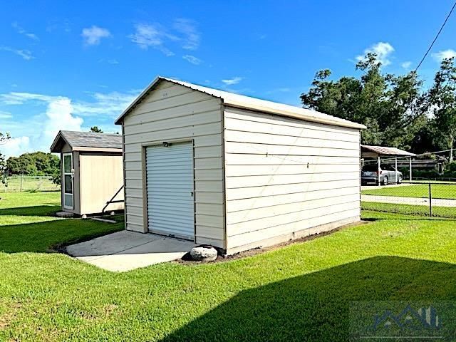 250 East 16th Street, Larose, LA 70373