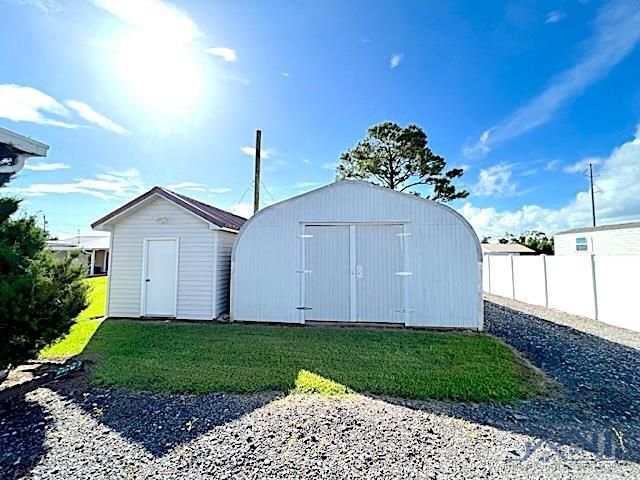 250 East 16th Street, Larose, LA 70373