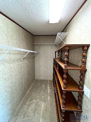 250 East 16th Street, Larose, LA 70373