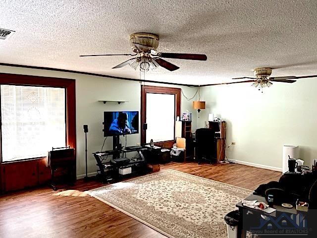 250 East 16th Street, Larose, LA 70373