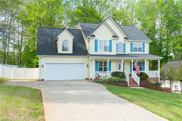 392 Arbor Trail, Thomasville, NC 27360