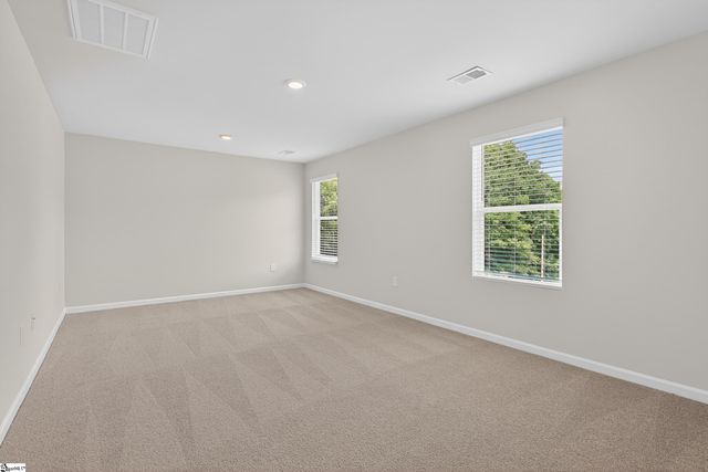 101 Spring Knoll Way, Fountain Inn, SC 29644